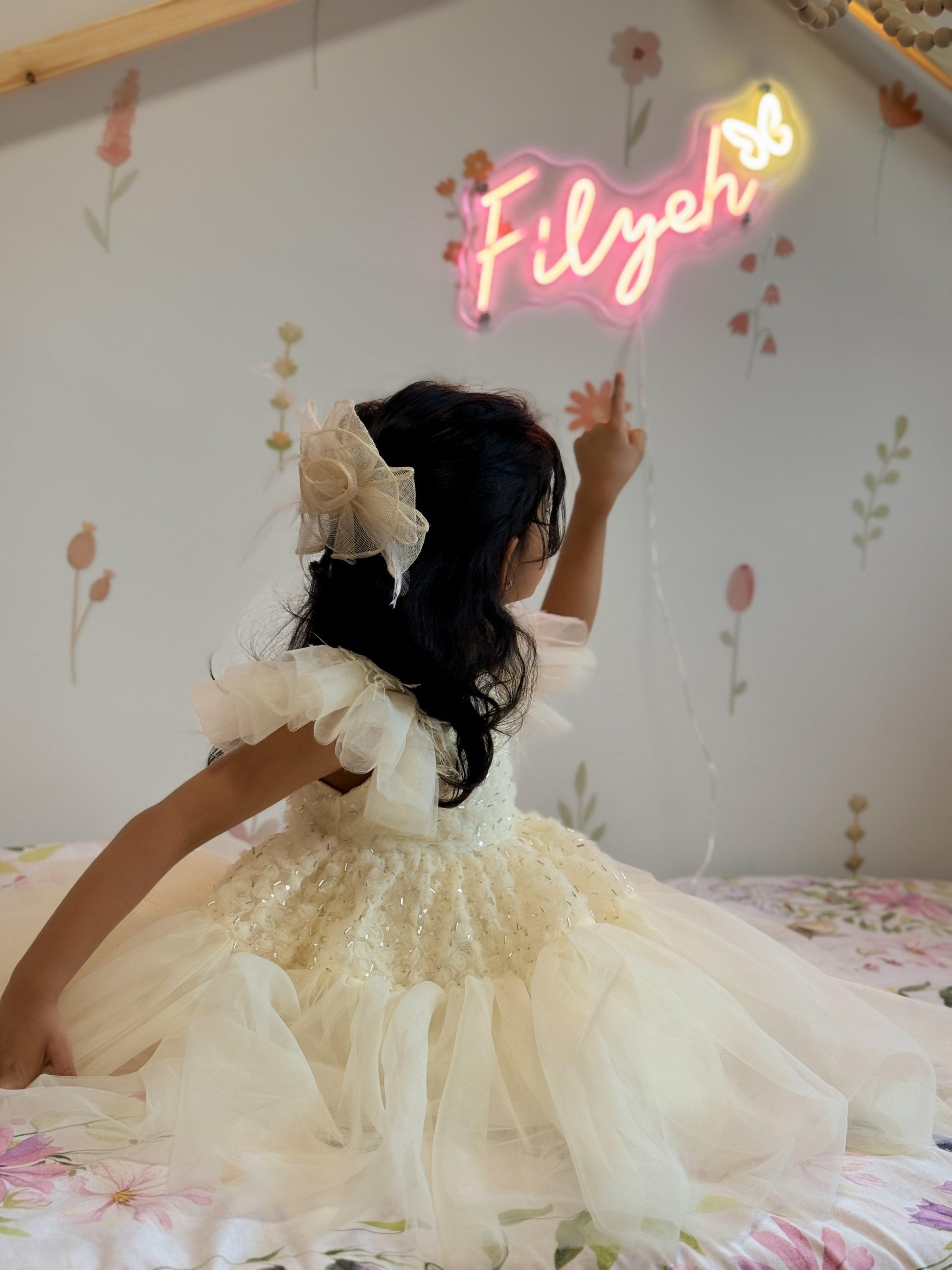 Magic Moment- Ivory - FILZEH NOOR